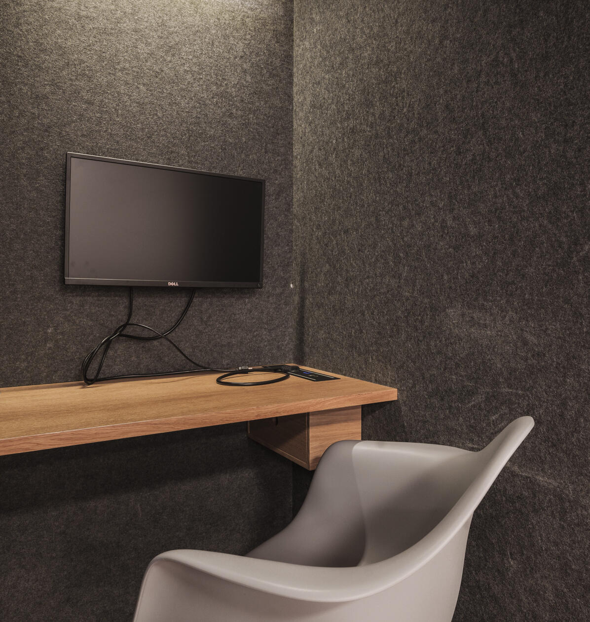 LIVINK Coworking | Cabina insonorizada para 1 persona, MEAVO Workspace.